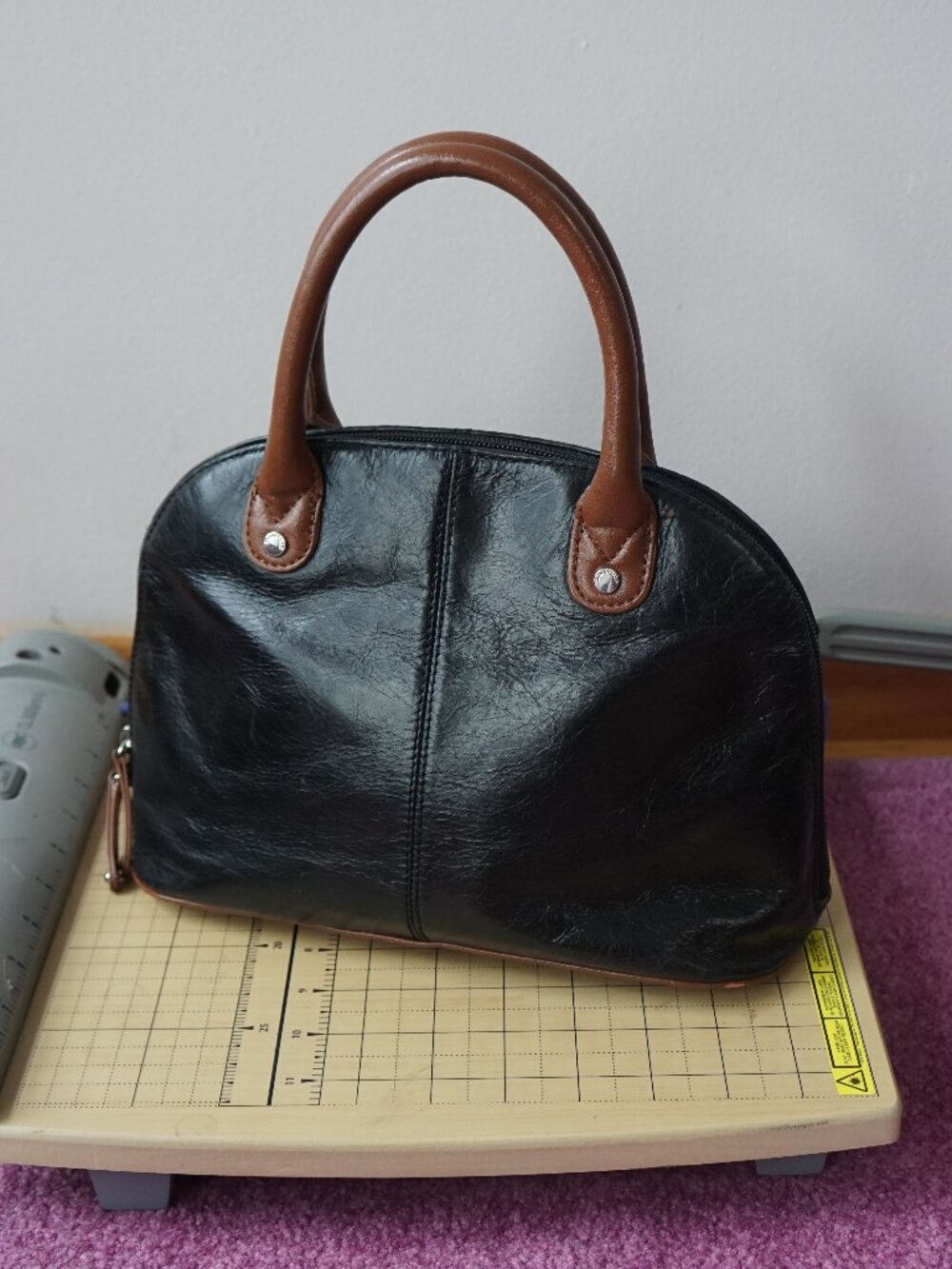 Tignanello brown & black genuine leather bowler bag made in Italy